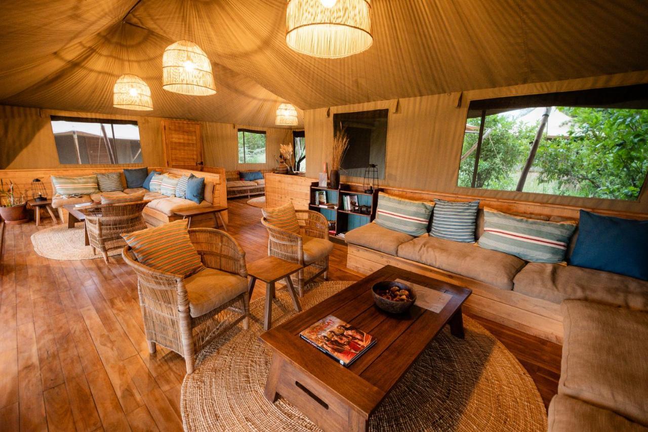 Отель Olkeri Camp Olmotoni Экстерьер фото
